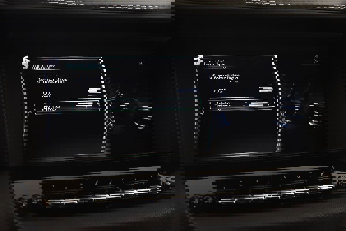 Used 2024 Rolls-Royce Cullinan Black Badge image 65