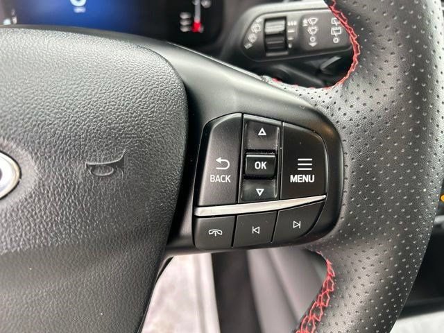 Used 2024 Ford Escape ST-Line AWD/4WD image 17