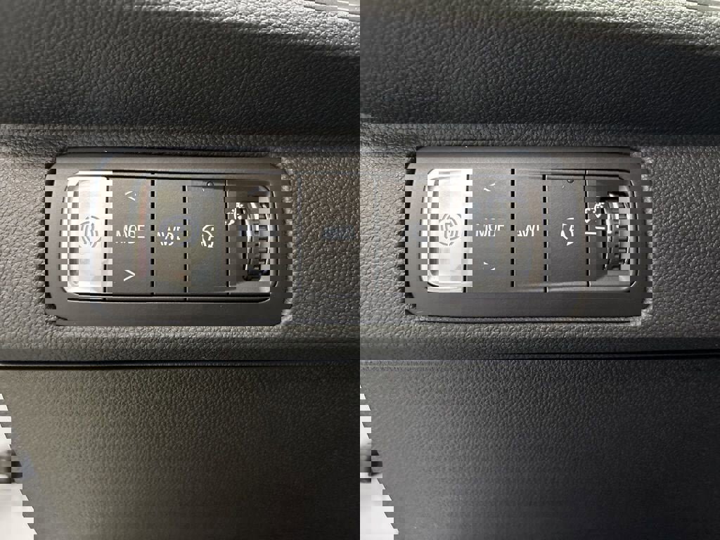 New 2026 Chevrolet Traverse LT AWD/4WD image 24