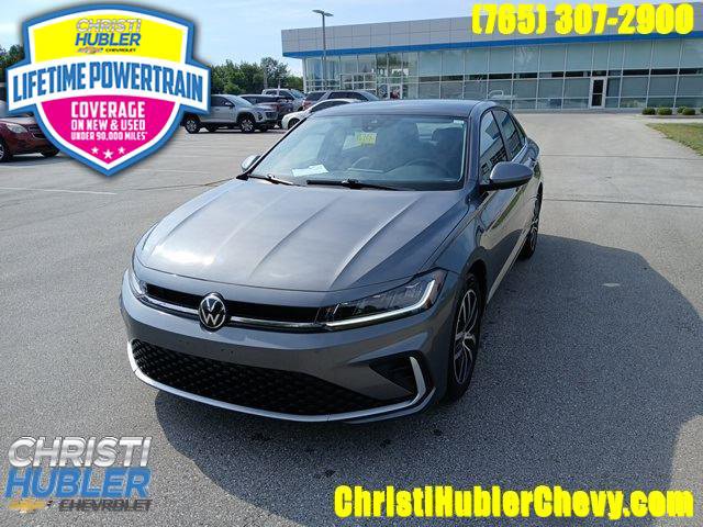 Used 2025 Volkswagen Jetta SE image 1