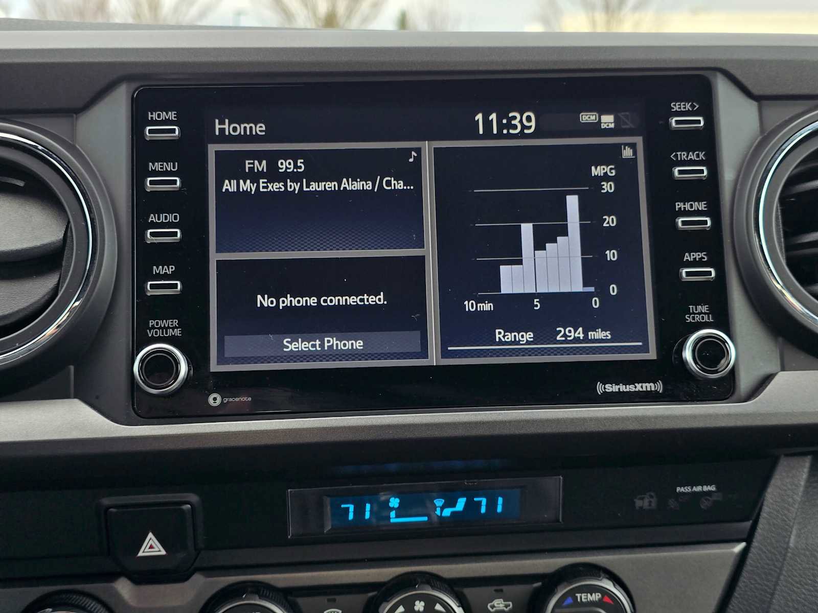 Used 2021 Toyota Tacoma TRD Sport w/ Technology Package image 33