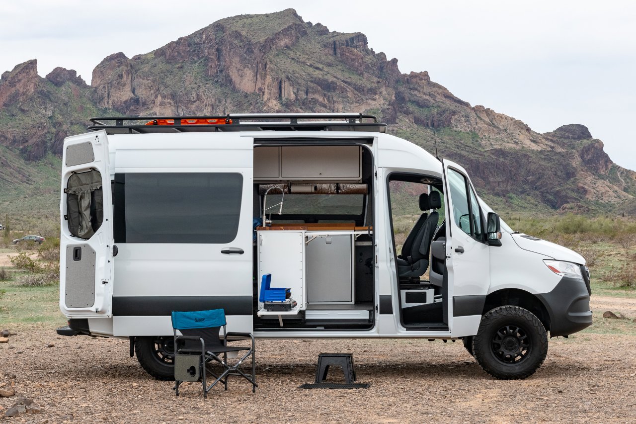 Used 2019 Mercedes-Benz Sprinter 4x4 144 image 15