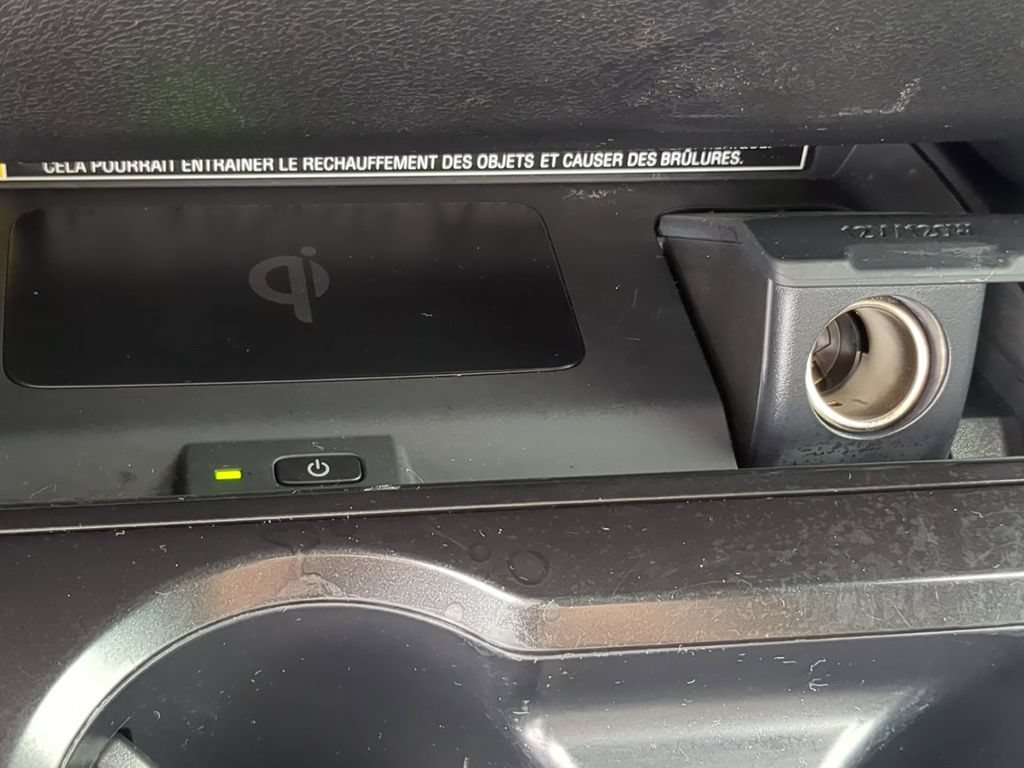 Used 2022 Lexus UX 200 w/ Accessory Package (Z2) FWD image 23