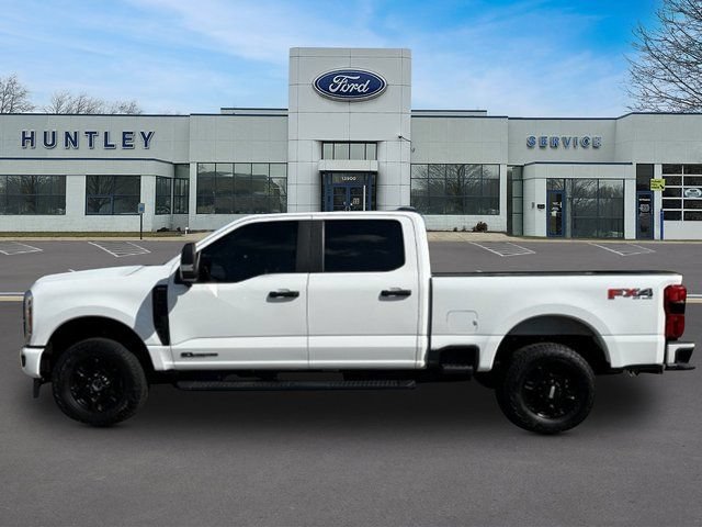 Used 2023 Ford F250 XL w/ STX Appearance Package AWD/4WD image 7