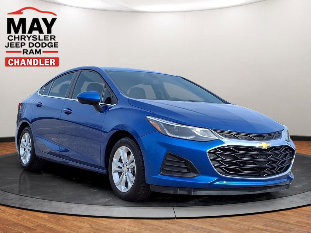 Used 2019 Chevrolet Cruze LT image 22