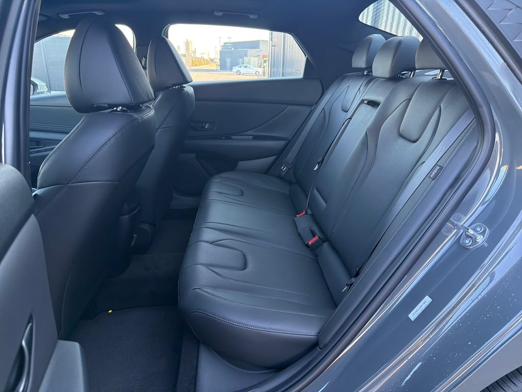 New 2026 Hyundai Elantra SEL Sport FWD image 19