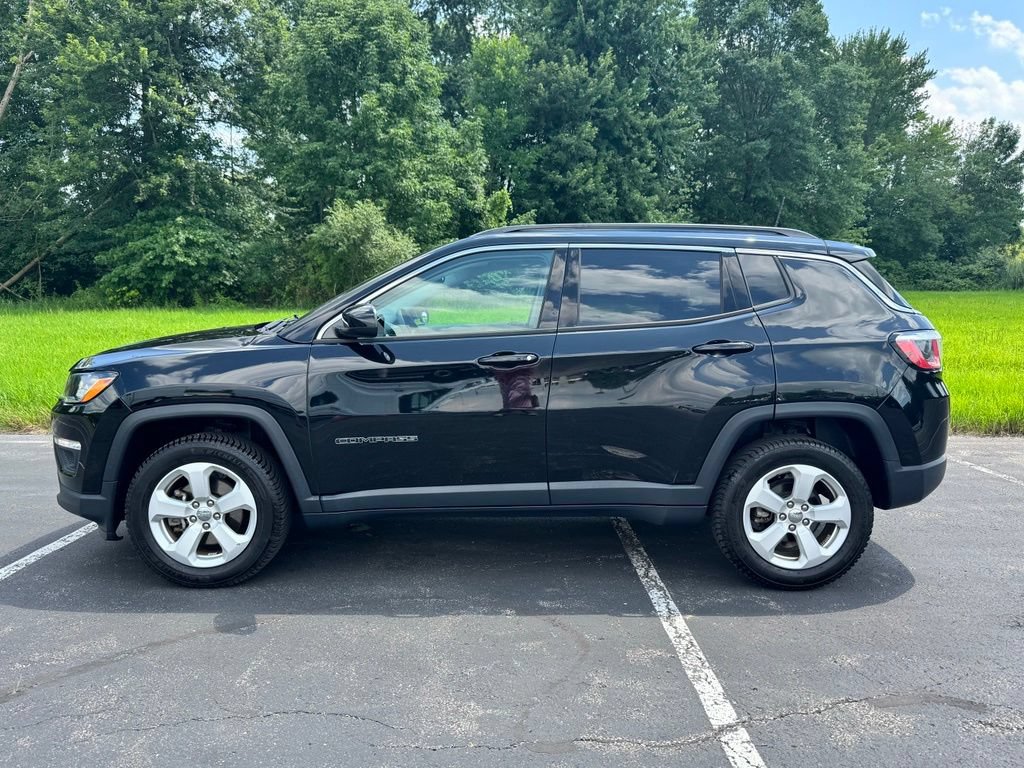 Used 2019 Jeep Compass Latitude w/ Popular Equipment Group AWD/4WD image 8