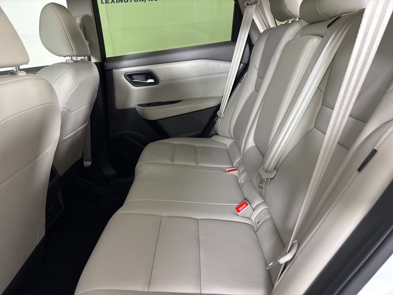 Used 2023 Nissan Rogue SL AWD/4WD image 21