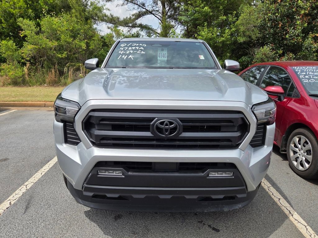 Used 2024 Toyota Tacoma SR5 AWD/4WD image 2