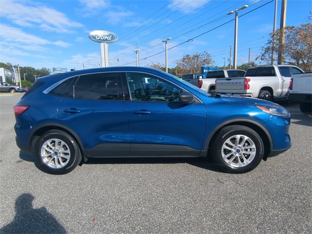 Used 2022 Ford Escape SE w/ Convenience Package image 4