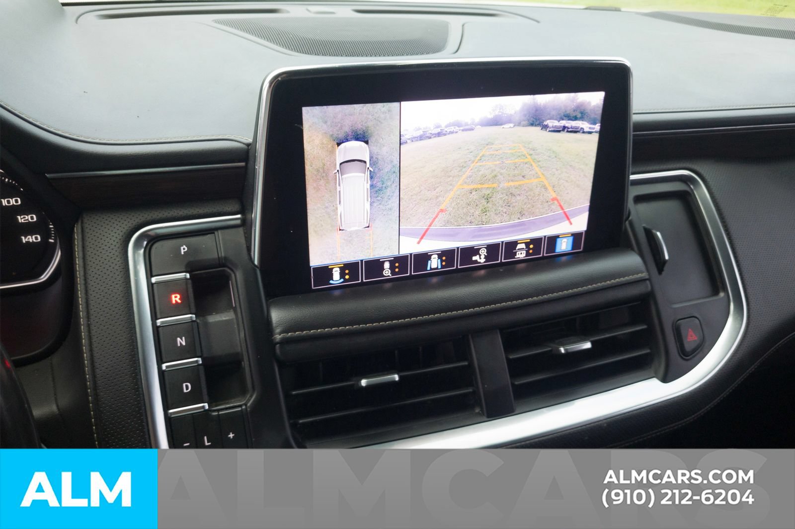 Used 2021 Chevrolet Suburban Premier w/ Premium Package RWD image 9