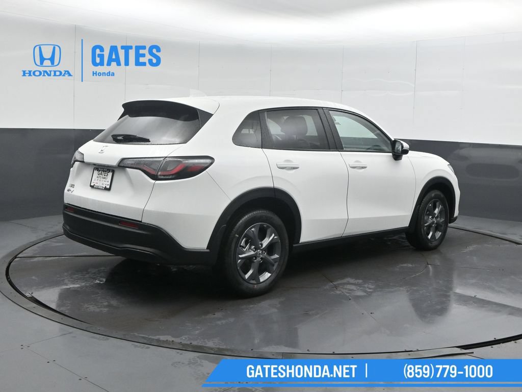 New 2026 Honda HR-V LX image 2