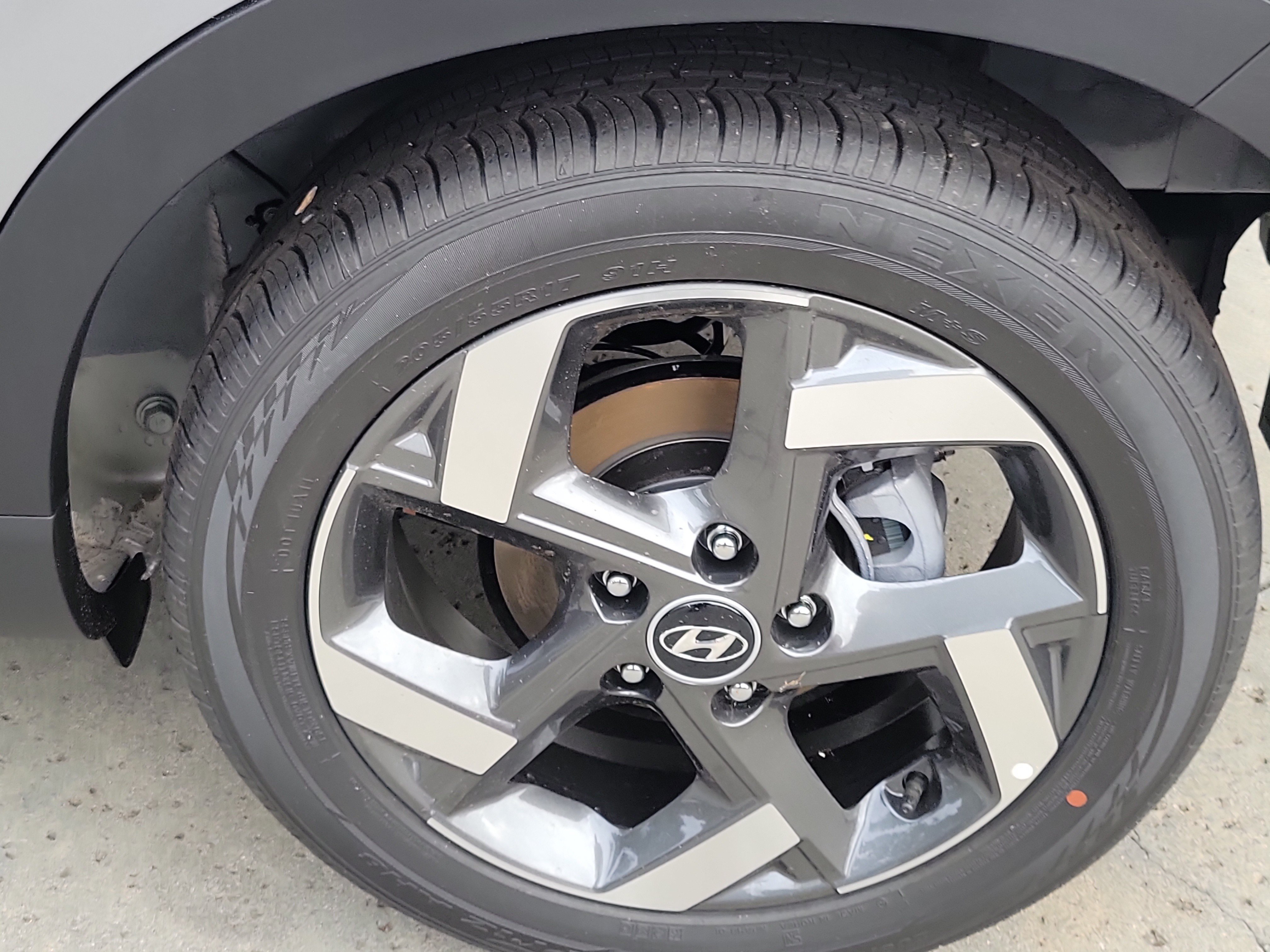 New 2026 Hyundai Venue SEL FWD image 6