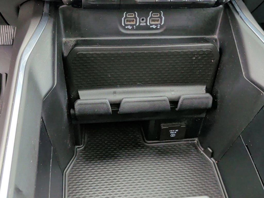 Used 2024 RAM 1500 Laramie AWD/4WD image 37
