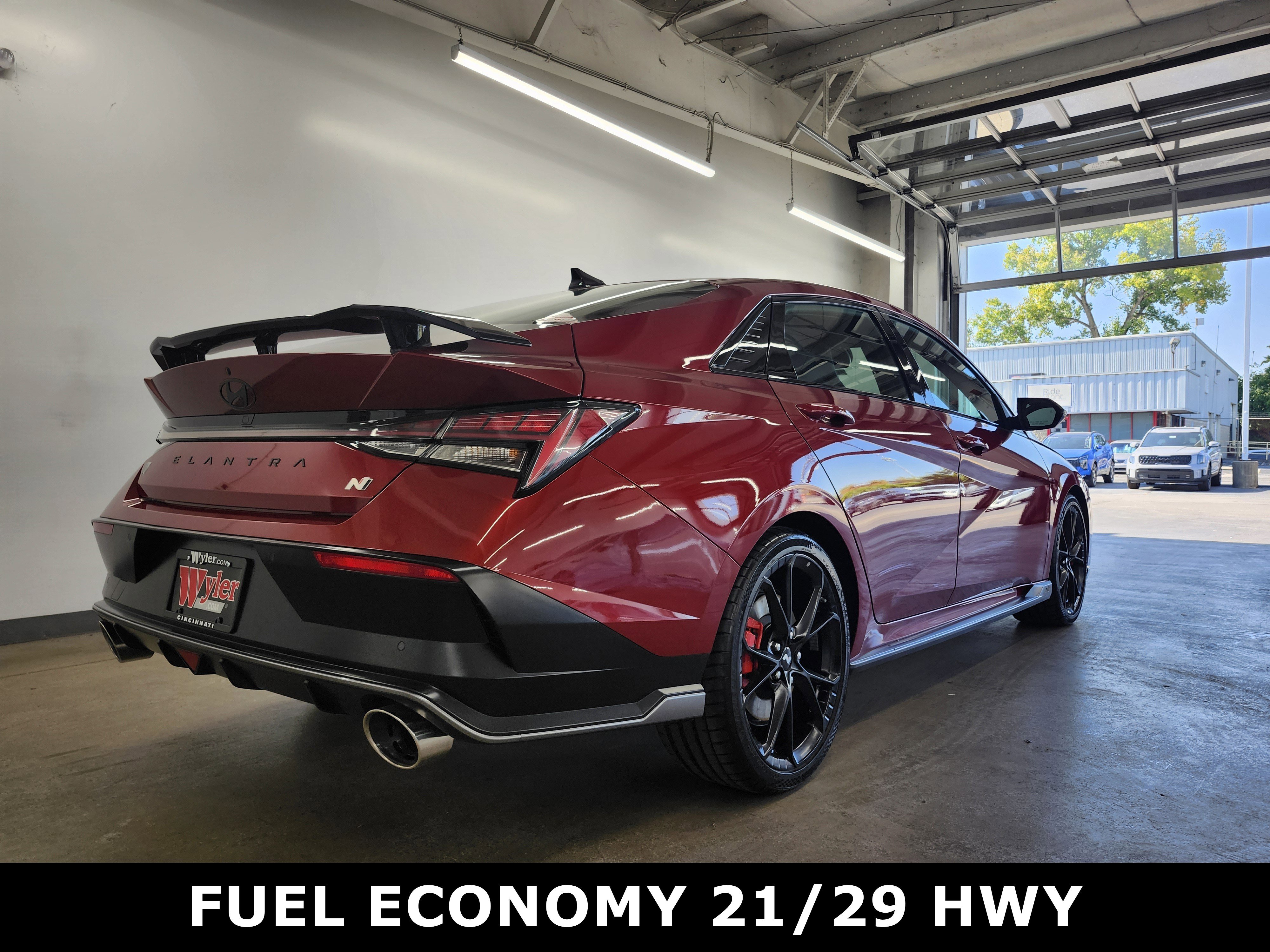 New 2025 Hyundai Elantra N image 3