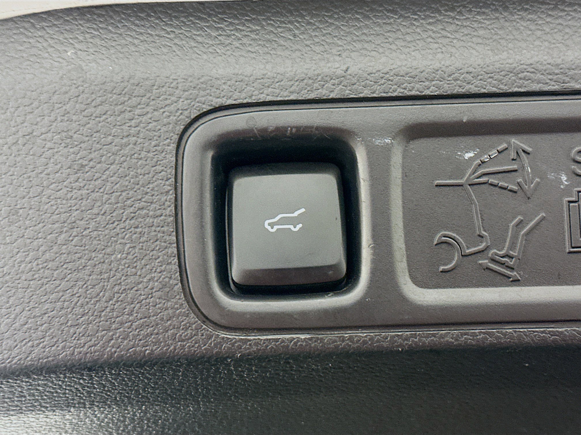 Used 2023 Ford Expedition Limited image 33