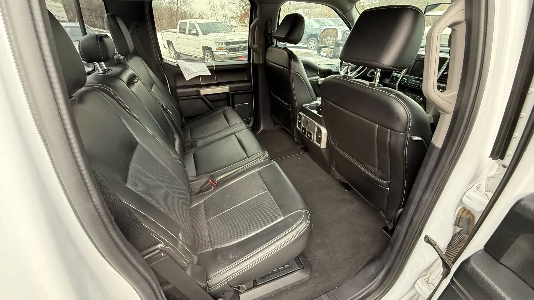 Used 2021 Ford F250 Lariat image 32