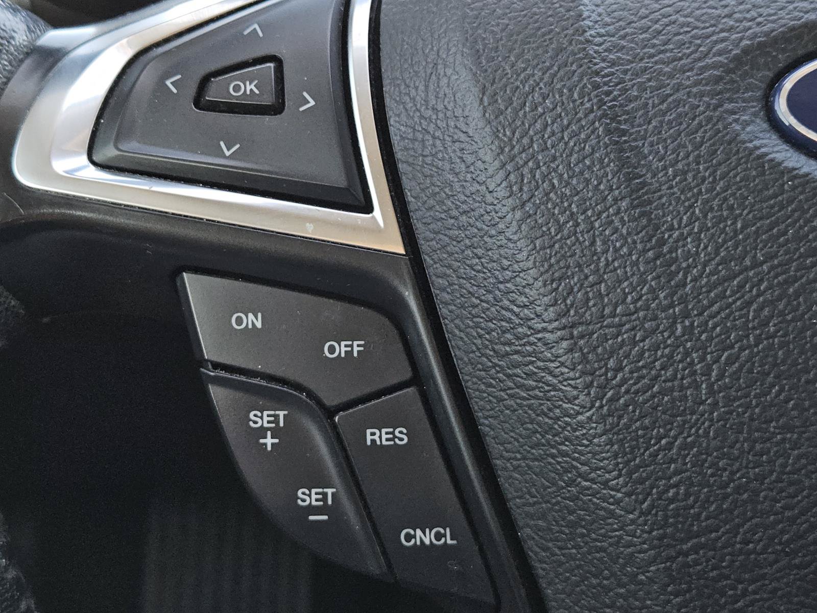 Used 2020 Ford Fusion SEL FWD image 20