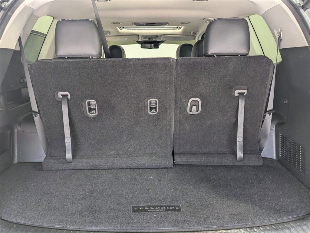 Used 2022 Kia Telluride EX w/ EX Premium Package image 28