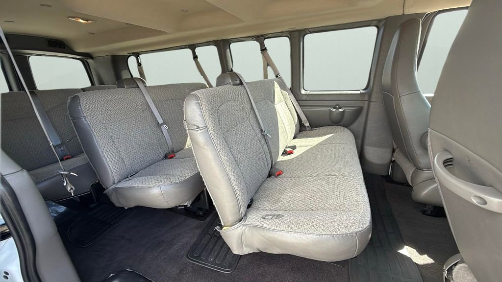 Used 2025 Chevrolet Express 3500 LT w/ LT Preferred Equipment Group image 29