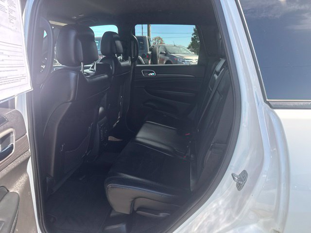 Used 2018 Jeep Grand Cherokee Altitude AWD/4WD image 7