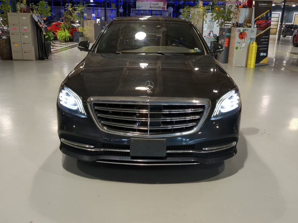Used 2020 Mercedes-Benz S 560 4MATIC Sedan image 3