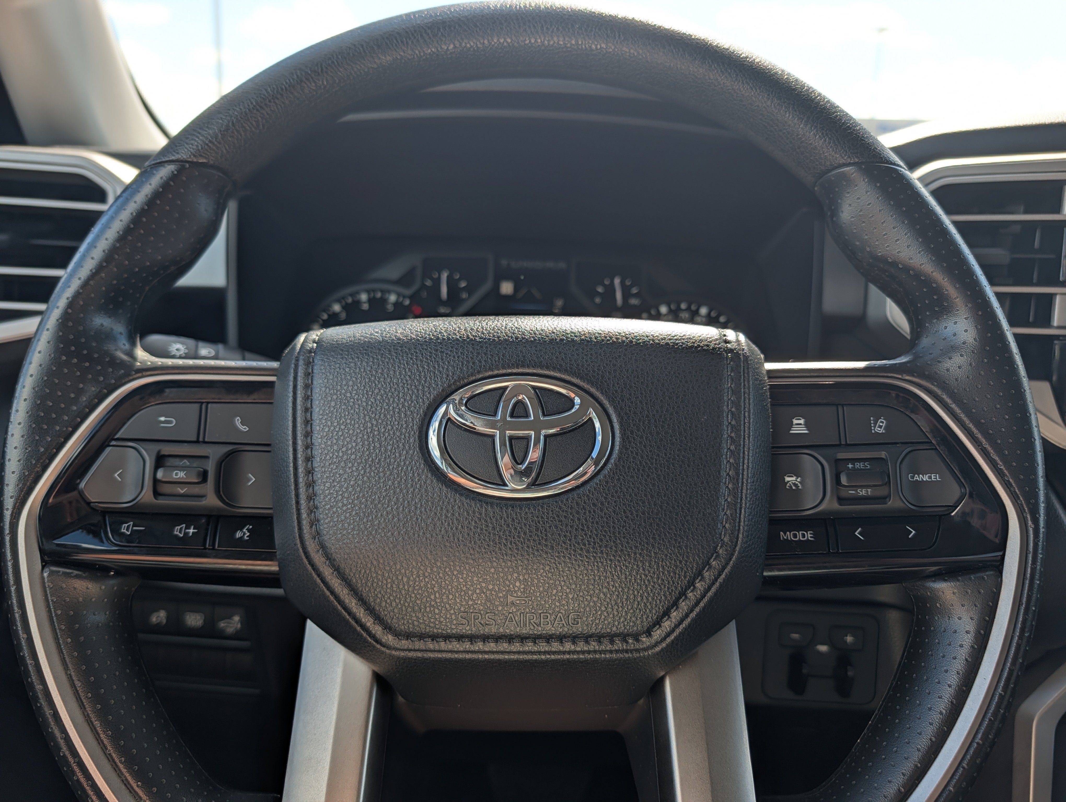 Used 2024 Toyota Tundra SR5 w/ SR5 Convenience Package AWD/4WD image 26