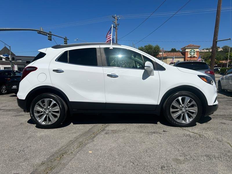 Used 2018 Buick Encore Preferred image 3