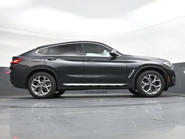 Used 2025 BMW X4 xDrive30i AWD/4WD image 36