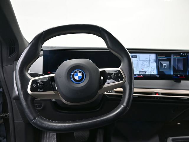 Used 2023 BMW iX xDrive50 w/ Premium Package AWD/4WD image 13