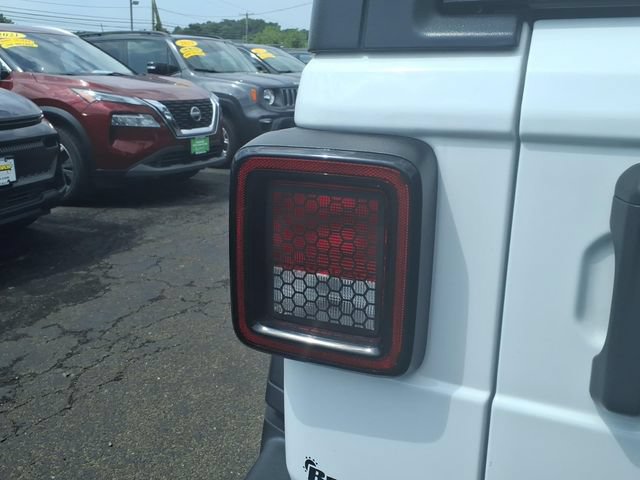 Certified 2018 Jeep Wrangler Unlimited Sport S AWD/4WD image 13