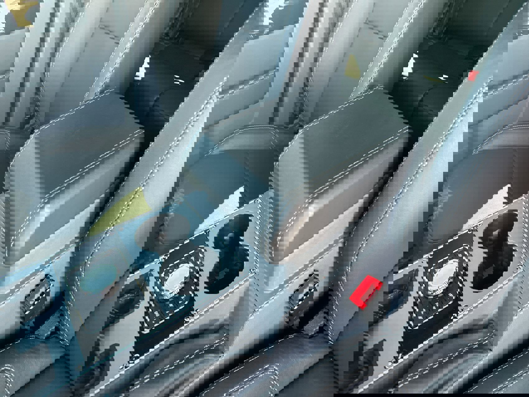 Used 2024 INEOS Grenadier Fieldmaster Edition image 21