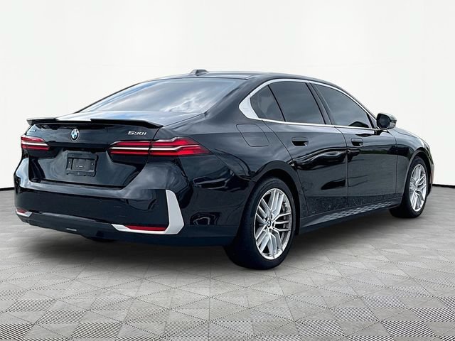 Used 2025 BMW 530i xDrive AWD/4WD image 6