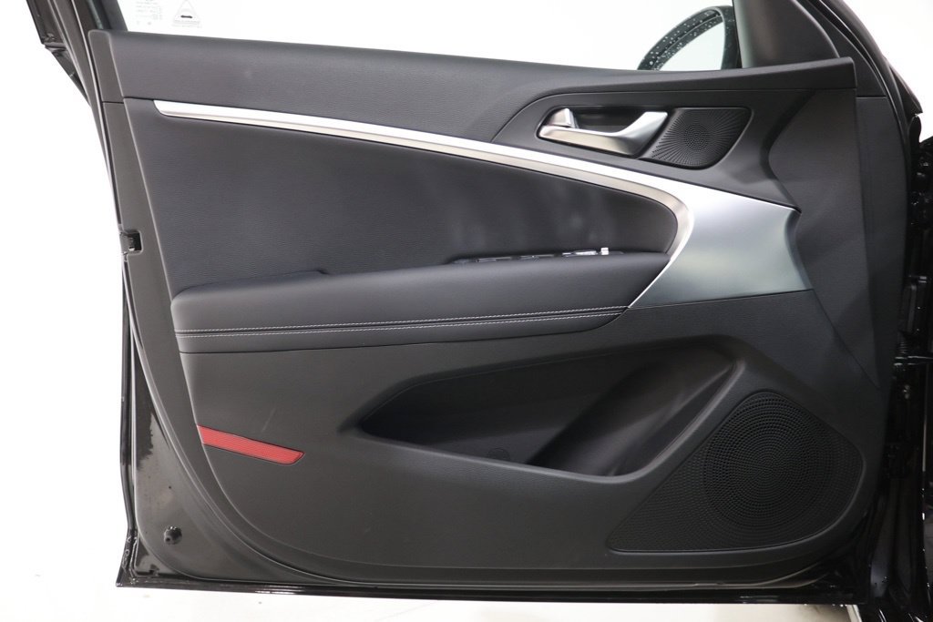 New 2026 Genesis G70 2.5T AWD/4WD image 17