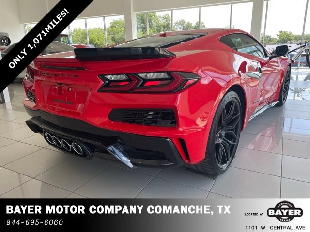 Used 2024 Chevrolet Corvette Z06 RWD image 5