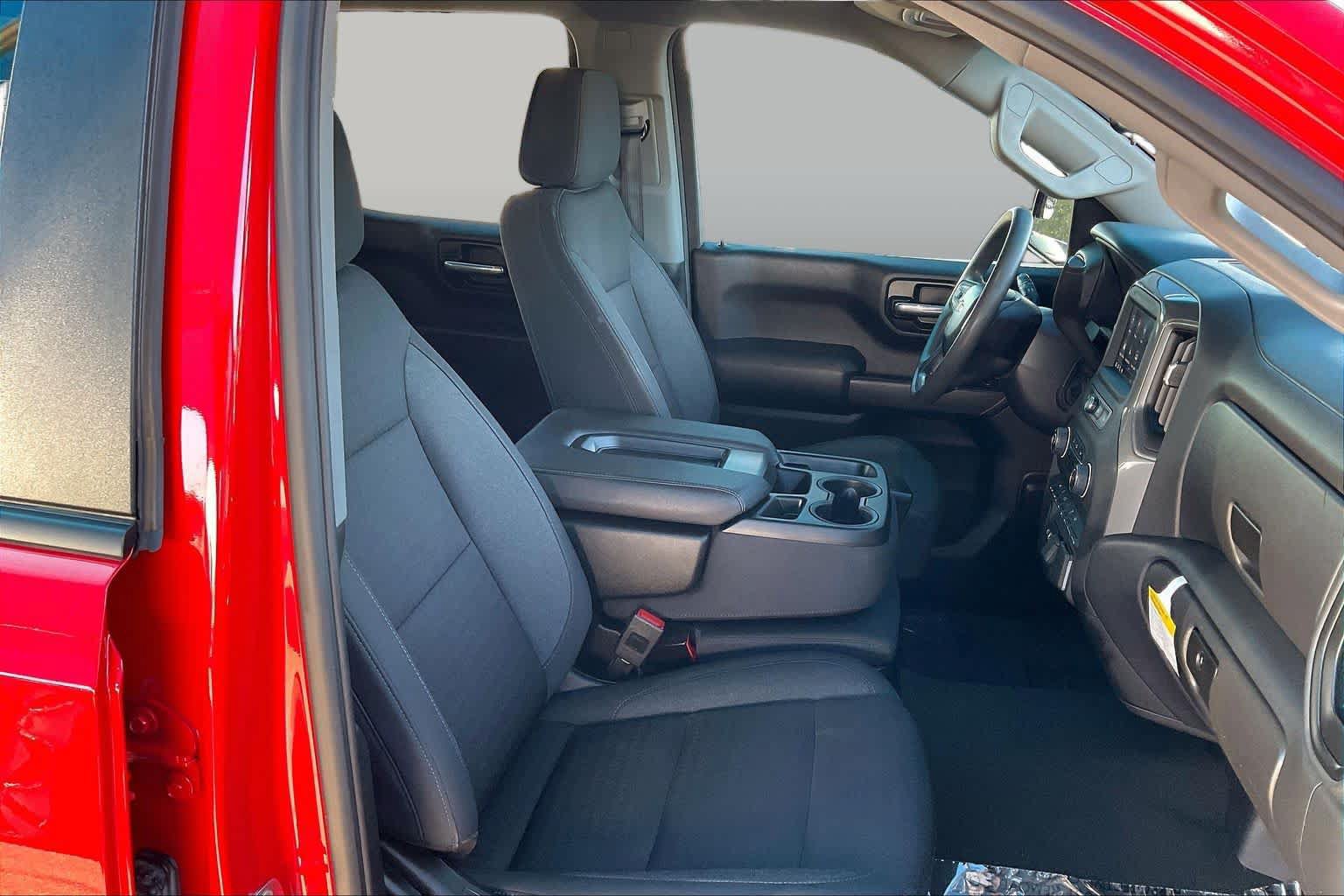 Used 2024 Chevrolet Silverado 1500 Custom RWD image 8