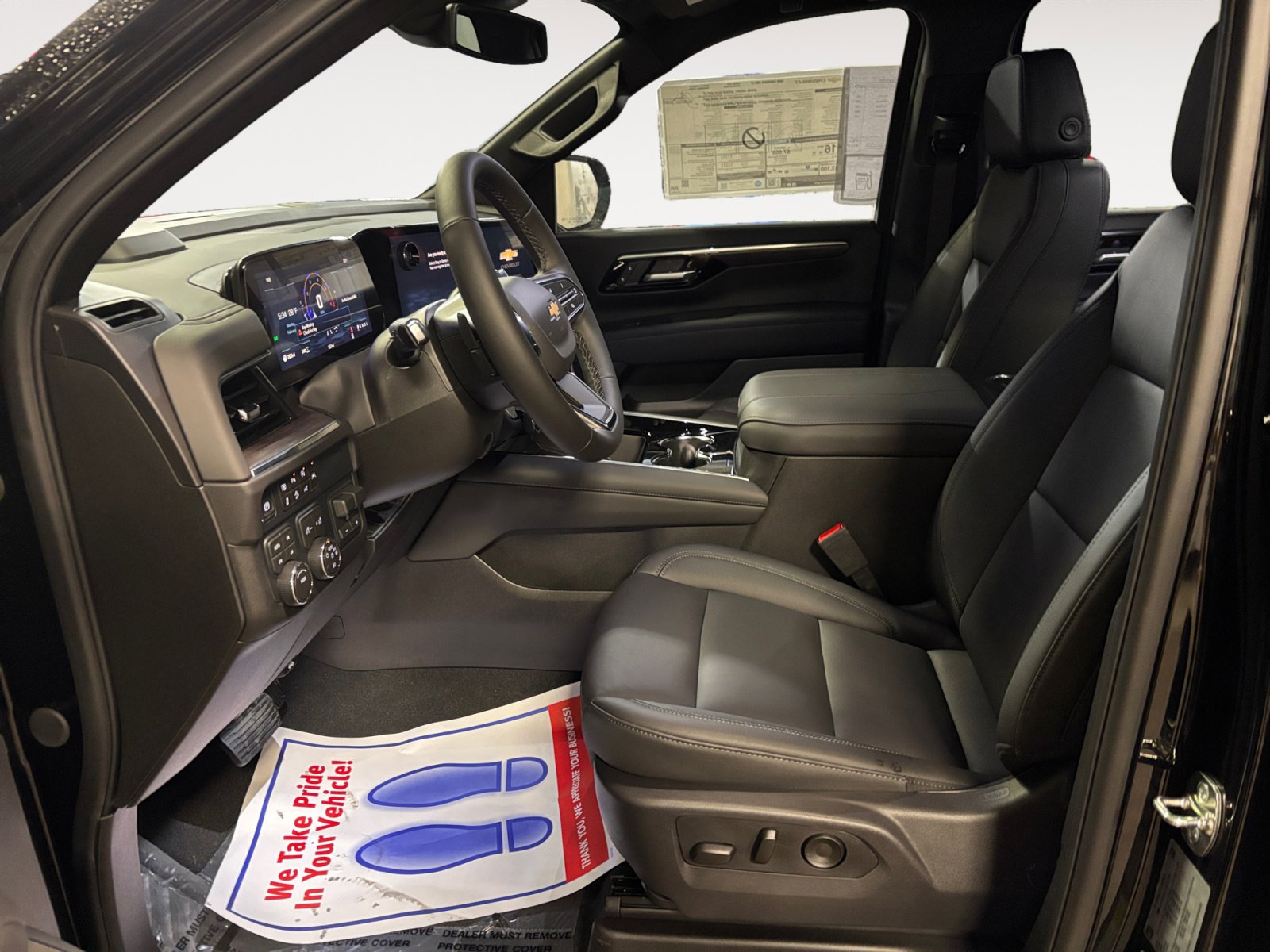New 2026 Chevrolet Suburban LT w/ Comfort Package image 9