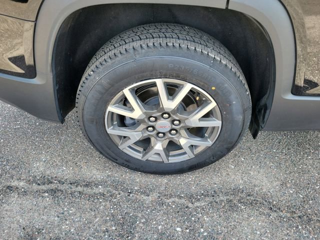 Used 2023 GMC Acadia SLE w/ Driver Convenience Package image 7