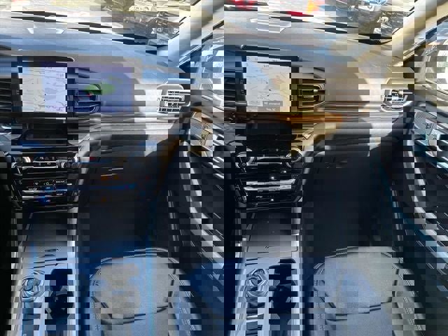 Used 2023 Ford Explorer Limited image 30