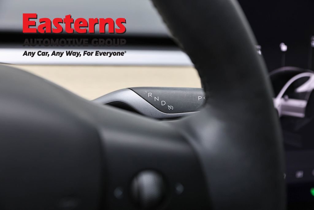 Used 2023 Tesla Model 3 Standard Range image 13