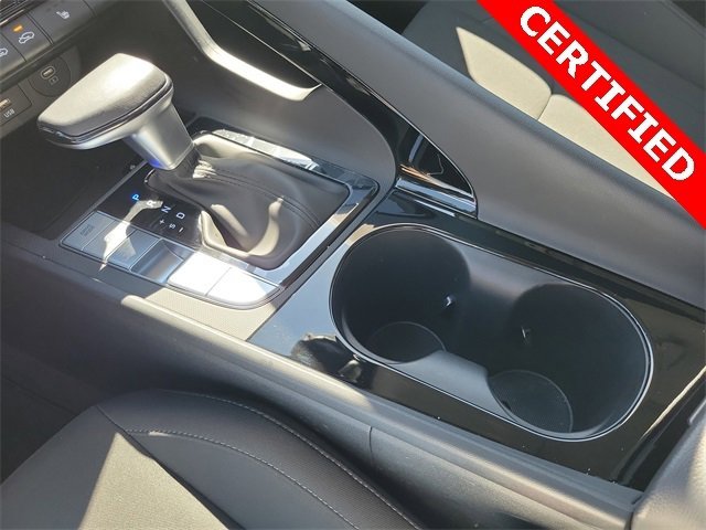 Certified 2025 Hyundai Elantra SEL image 13