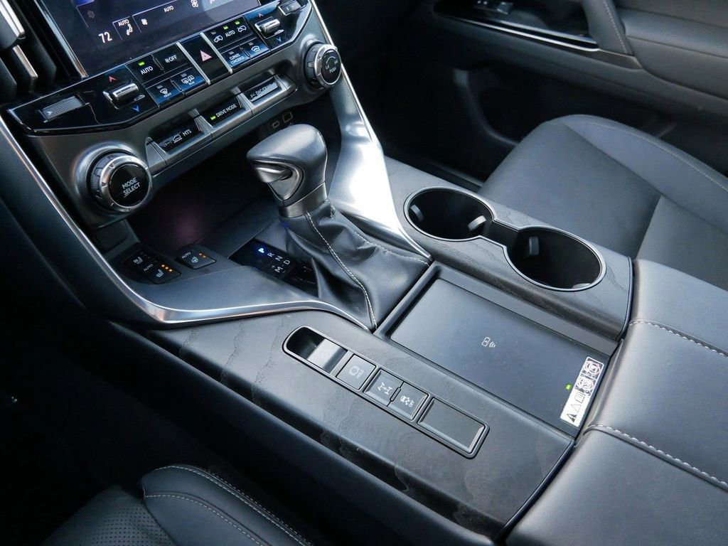 Used 2022 Lexus LX 600 4WD w/ Appearance Package image 23
