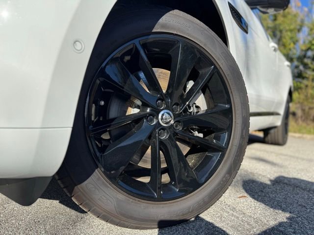 New 2026 Jaguar F-PACE R-Dynamic S AWD/4WD image 2