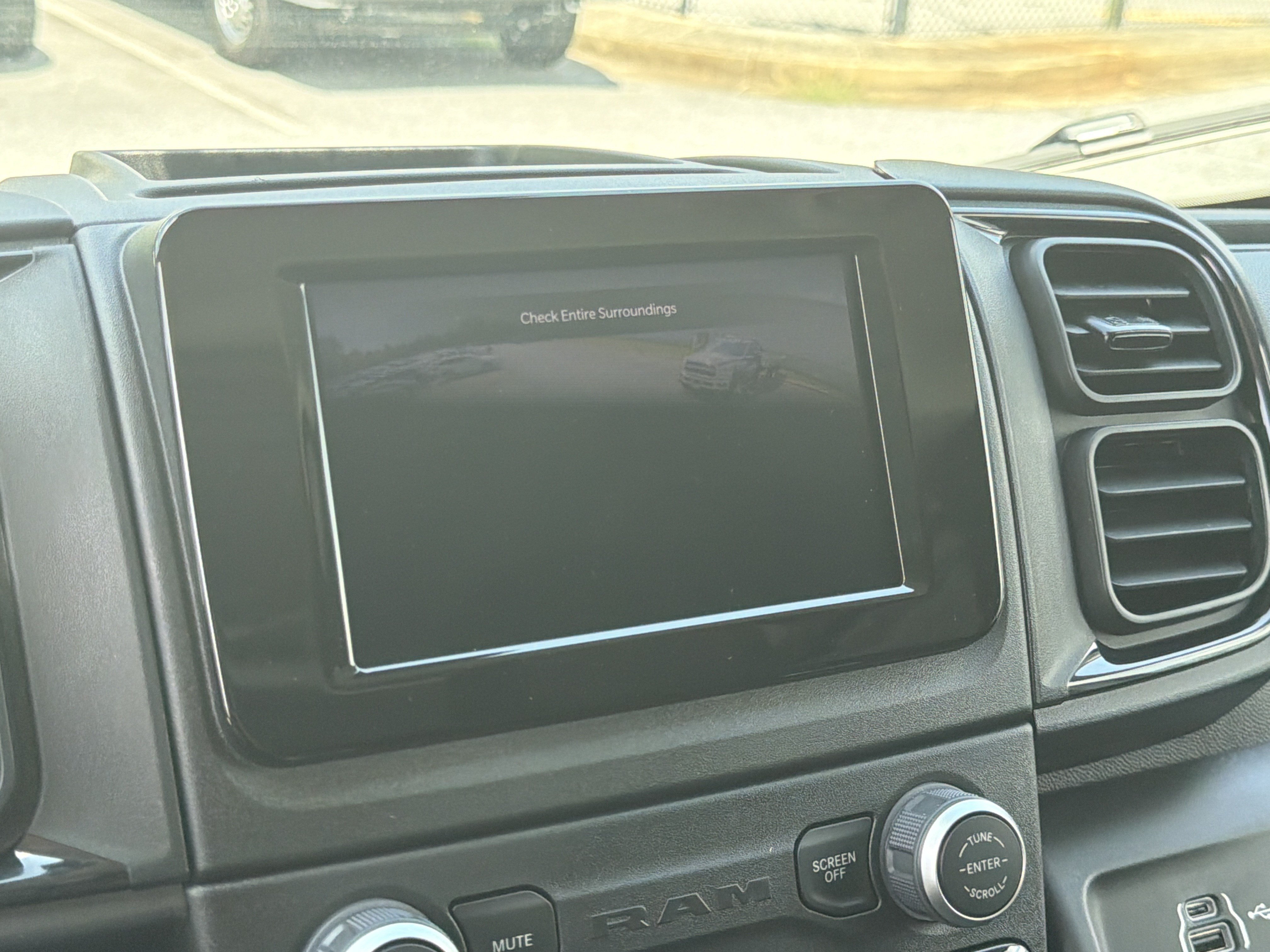 New 2026 RAM ProMaster 1500 w/ Convenience Group FWD image 30