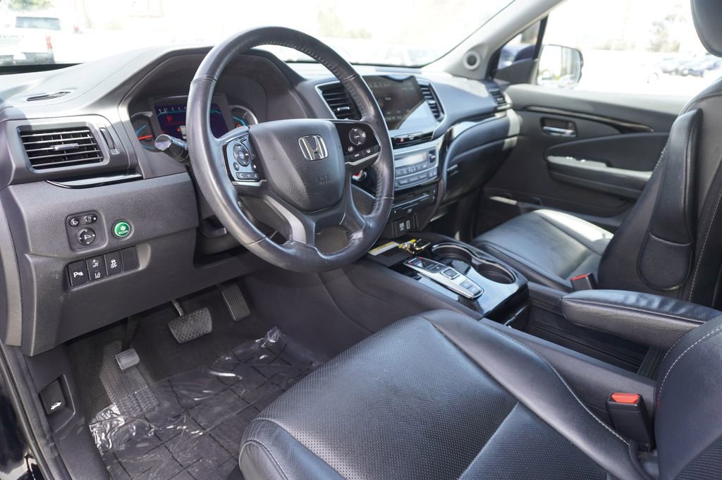 Used 2019 Honda Pilot Elite image 16