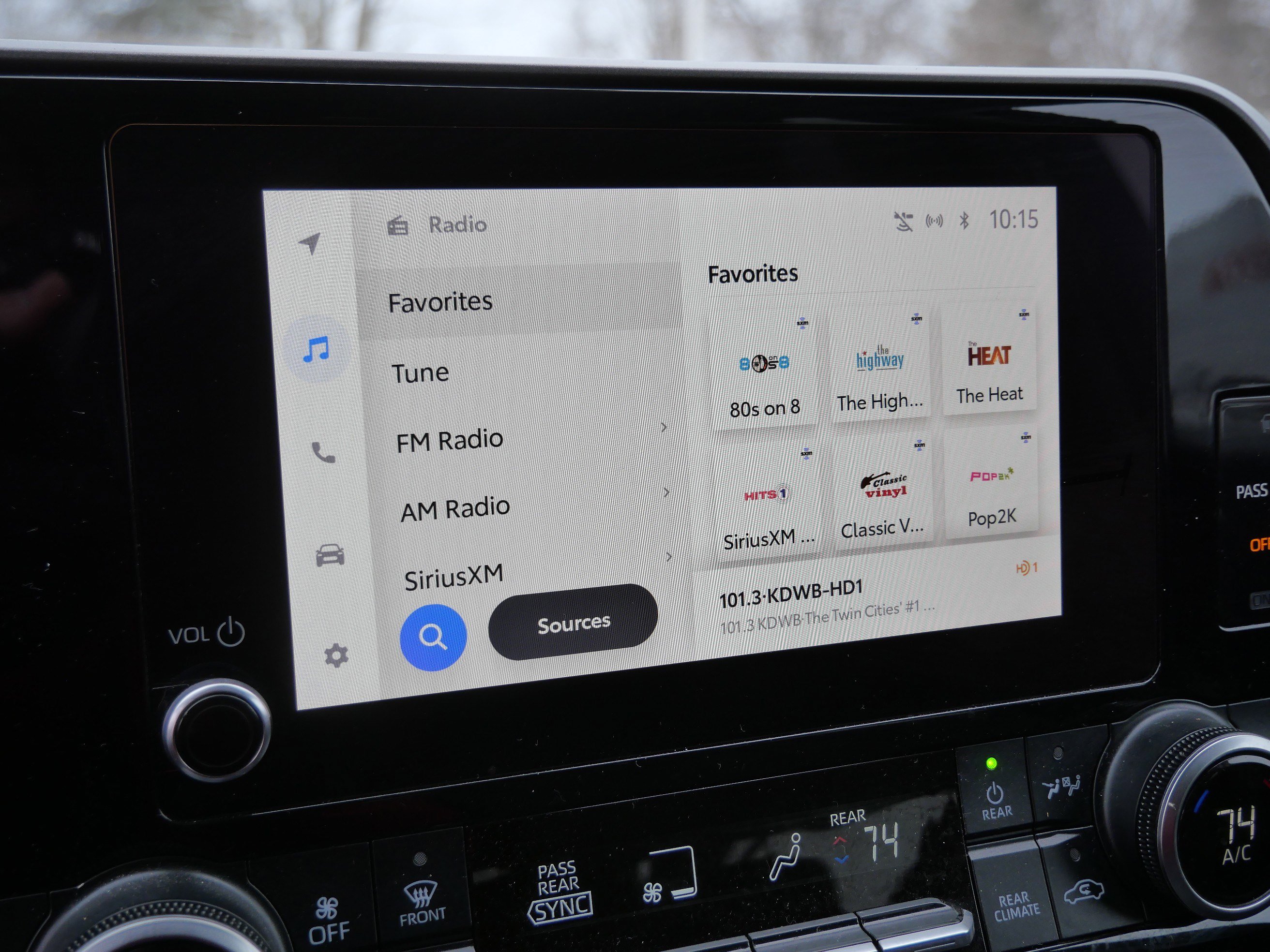 Certified 2024 Toyota Highlander LE image 30
