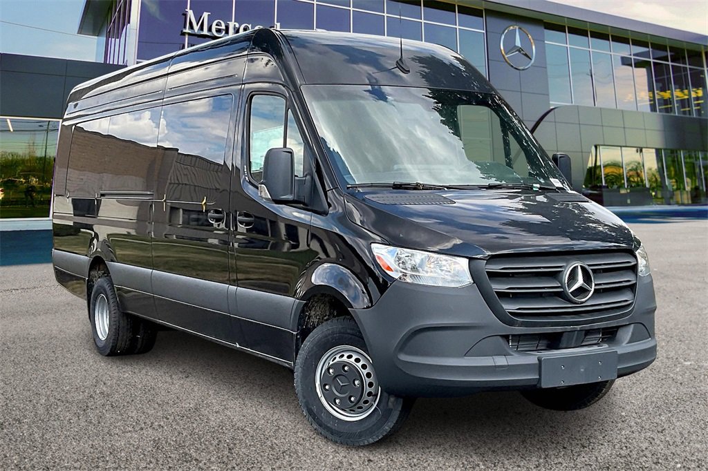 New 2024 Mercedes-Benz Sprinter 3500