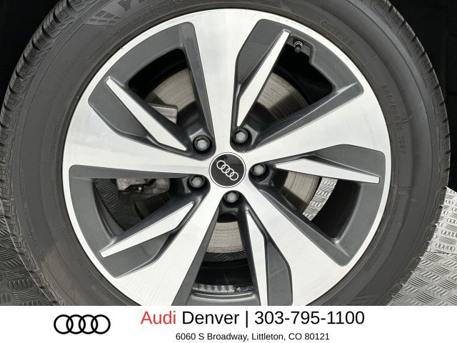 Used 2024 Audi Q8 e-tron Premium Plus AWD/4WD image 11