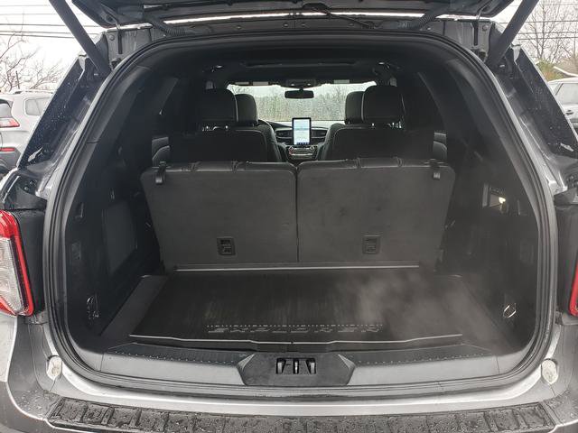 Used 2022 Ford Explorer ST w/ Equipment Group 401A image 5