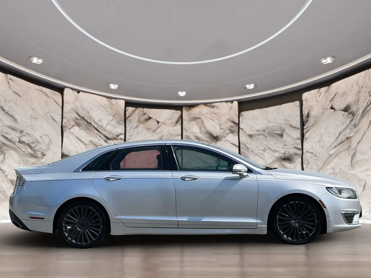 Used 2018 Lincoln MKZ Reserve w/ Climate Package image 4